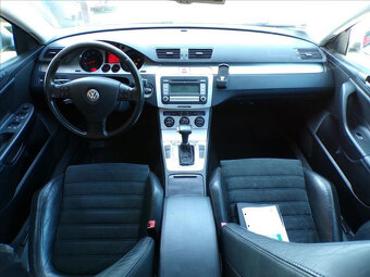 VW Passat 2,0 TFSI AUTOMAT,KŮŽE,XENON - 5