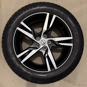 Zimní kola Volvo XC40 V90 Cross Country 235/55 R18 GoodYear - 5
