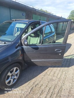Renault scenic 1.6 - 5