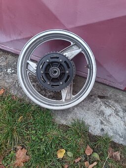 Zadní kolo 17" Kawasaki ZZR. - 5