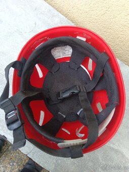 Horolezecká helma. - 5