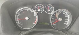 Ford Focus st 225 ,2.5 st - 5