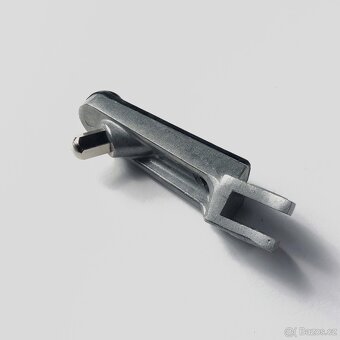 Přední stupačky Honda CBR, VFR, NSR, RVF - 5