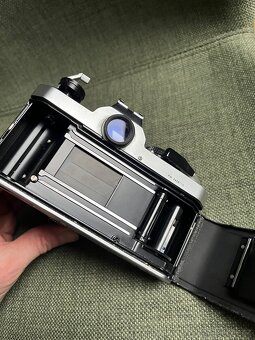 Nikon FM + 24/2.8 - 5