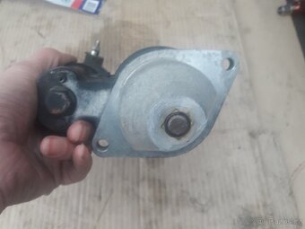 Nový startér Renault. 6V - 5