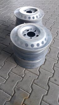 Prodám NOVÉ disky Mercedes Sprinter,VW 5,5 x 15 et 83 - 5