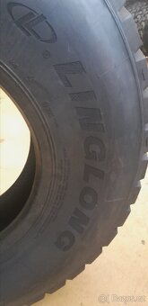 Nakladni pneu 13R22,5 záběrové - 5