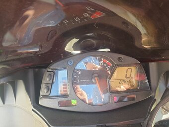 Honda CBR 600 RR - 5