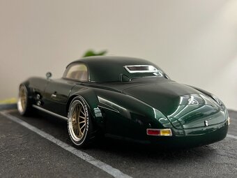1:18 Mercedes-Benz 300SL S-Klub Speedster - GT-Spirit - 5