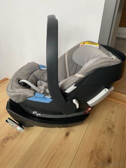Autosedačka Cybex aton 5 + základna - 5