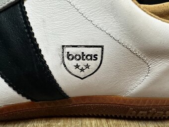 Botas - nové - 5