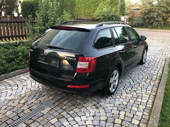 Škoda Octavia III 2,0 TDI 110 KW DSG Elegance Xenony - 5