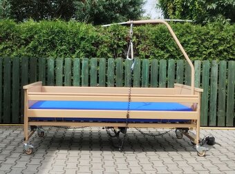 Invalidní polohovací lůžko - 5