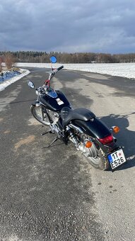 Honda Shadow 750 Spirit, možnost řídit s A2 - 5