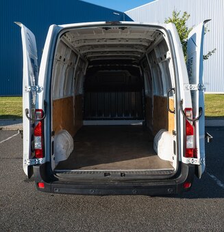 K pronájmu dodávka Opel Movano L4H2 - 5