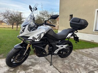 Prodám CF MOTO 650 MT - 5