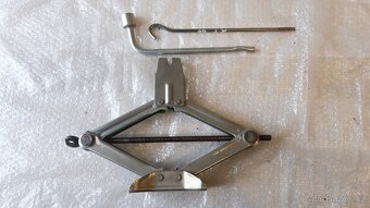 Nissan X-Trail T30 –  Náhradní díly - 5