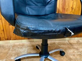 Kožené křeslo - 5