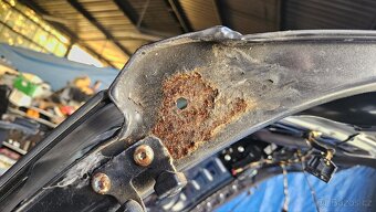 BMW e91 viko kufru - 5