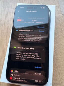 iPhone 15 256 GB - 5