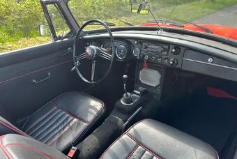 MGB Roadster - 5