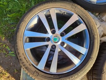 17" Letní Škoda CYGNUS Octavia II 2 RS Original Alu 225/45 - 5