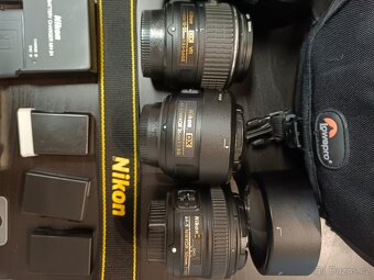 Nikon D5200 + 3 objektivy + bohaté příslušenství - 5