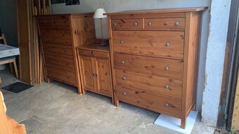 Ikea Hemnes vysoká komoda 6š masiv mořidlo antik Leksvik - 5