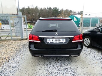 Mercedes-Benz E220 BlueTec 125kW 9G,Stav - 5