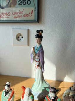 Porcelánové asijské sošky - 5