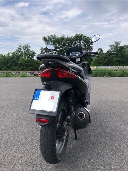 Aprilia Sportcity 200 - 5