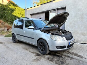 Škoda Roomster 1.9 TDI – pojízdná, na opravu nebo díly - 5