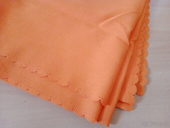 Ubrusy různé barvy a velikosti - jako nové - 5