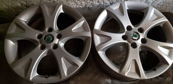 Škoda Octavia 2 1.6 tdi 77 kW - 5