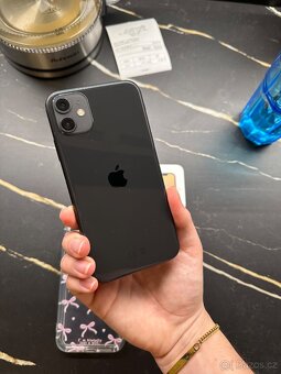 iPhone 11 - 128 gb - 5