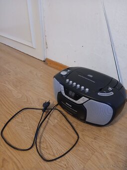 RÁDIO VAJÍČKO ZN. SENCOR 220 V. - 5