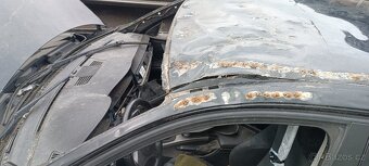 BMW e91 325xi na díly, motor s LPG ok - 5