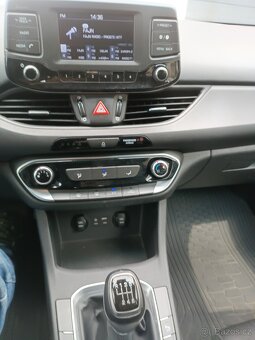 Hyundai i30 kombi 1.4i - 5