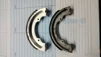 PRODÁM Širší Brzdové čelisti/ pakny jawa 50/90 - 5