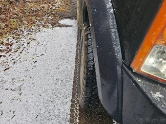 Land rover discovery 3 4.4 V8 - 5