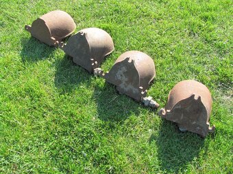 Staré litinové napáječky - 5