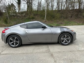 Nissan 370z - 5