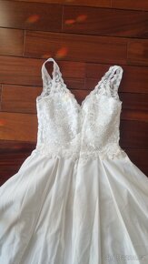 Krásné svatební šaty - nové vel. 42-44 - 5