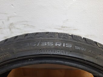 Zimní pneu 235/35/19 Nokian - 5