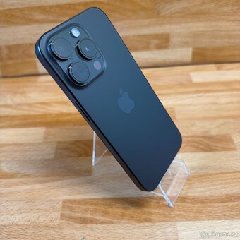 iPhone 15 Pro 256GB, černý, eSIM (rok záruka) - 5