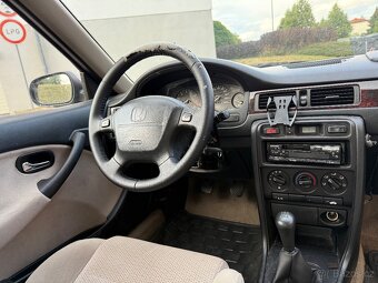 Honda Civic 1.5i sedan - 5