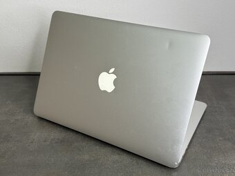 MacBook Air 13'' 2015 / i5 / 4GB / 128GB SSD - DPH - 5