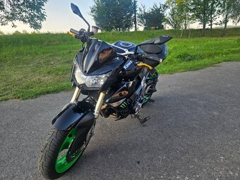 Kawasaki Z 1000 - 5