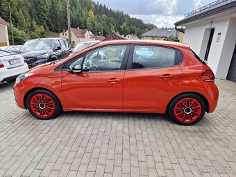 PEUGEOT 208, 1.2 PT (60 kW), 39 tis. km, servisní kniha - 5