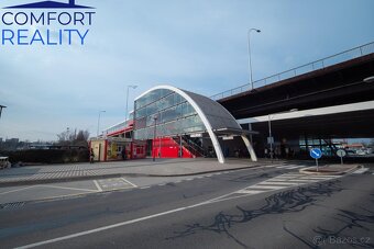 Prodej developerského projektu obchodního centra u nádraží O - 5